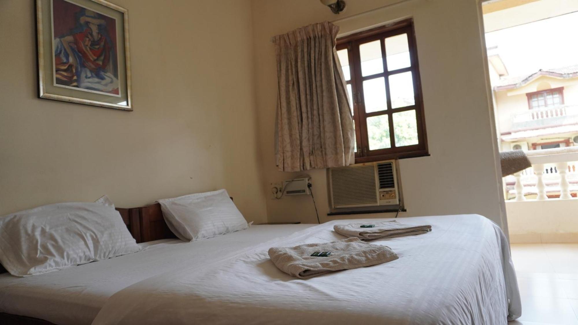 Holidays Goa Inn *