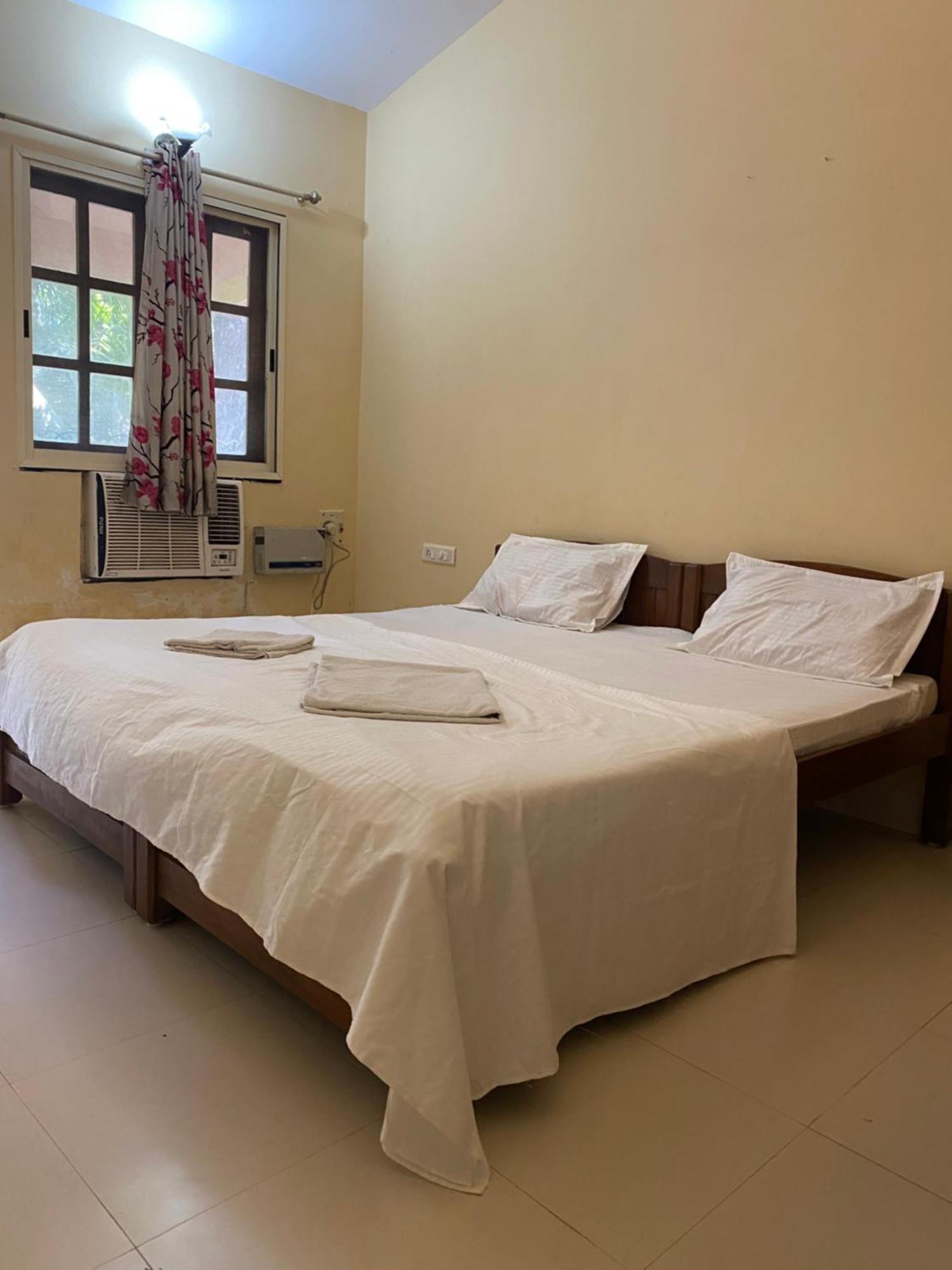 Holidays Goa Inn